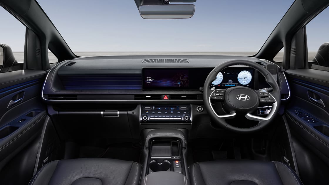 Interior Hyundai Stargazer Cartenz X