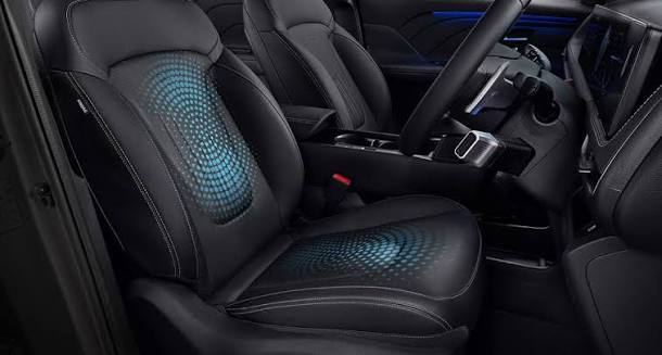 Interior Hyundai Stargazer Cartenz X