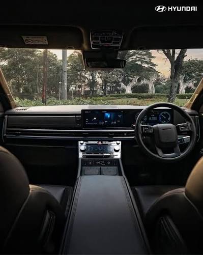 tengah Hyundai Santa Fe HEV